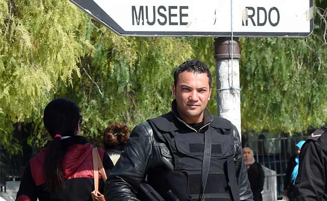2 Spanish Tourists Found Hiding in Tunis Attack Museum