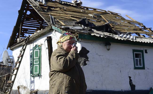 Residents Return to 'Hellish' Ruins in Ukraine Town