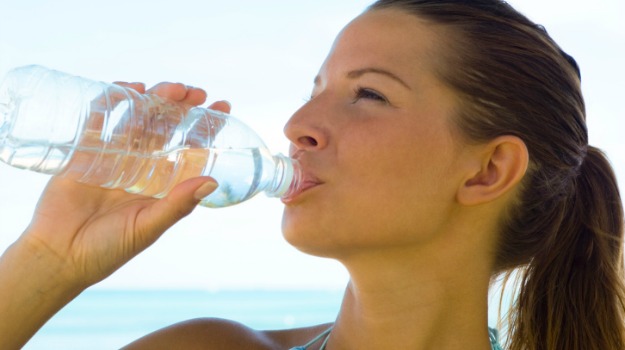 Headaches, Mood Swings & Fatigue: What Happens When You Don't Drink Enough Water?