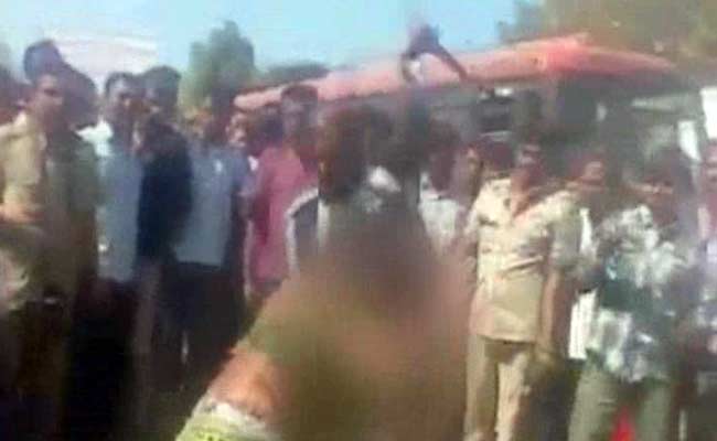 Policeman Caught on Camera Thrashing Woman in Maharashtra's Jalgaon