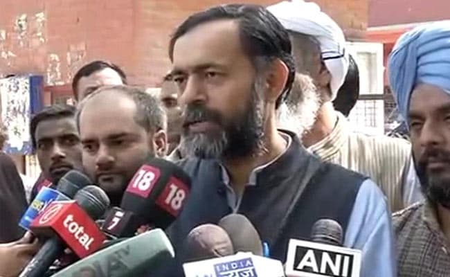 'Idea of AAP Bigger Than Any of Us,' Says Yogendra Yadav, Dropped From Key Panel