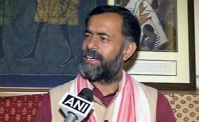 Facing AAP's Judgement, Yogendra Yadav Says, 'Won't Break Party or Quit' Facing AAP's Judgement, Yogendra Yadav Says, 'Won't Break Party or Quit'