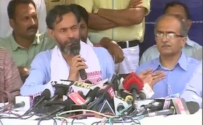 'Failed in My Efforts to Curb Arvind Kejriwal's Dictatorial Tendencies': AAP's Prashant Bhushan