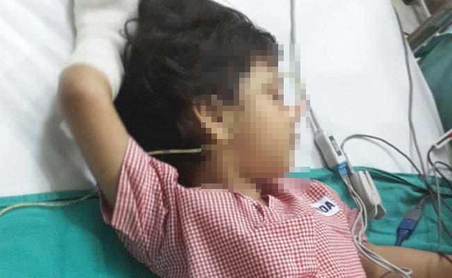 4-Year-Old Riding With Parents Shot in Stomach in Theft Near Delhi