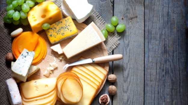 More Cheese, Please! Exporters Toast China's Taste for Pizza and Cakes