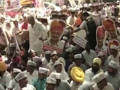 Aam Aadmi Party Stages Rally Against Land Bill, Threatens of Major Stir