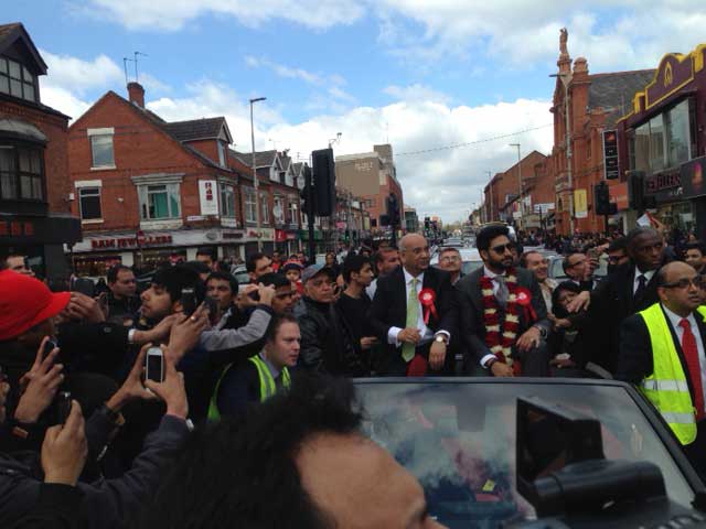 Abhishek Bachchan Tells Leicester Crowd a Secret