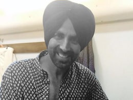 Akshay Kumar's Baisakhi Special for <i>Singh Is Bliing</i> Akshay Kumar's Baisakhi Special for <i>Singh Is Bliing</i>