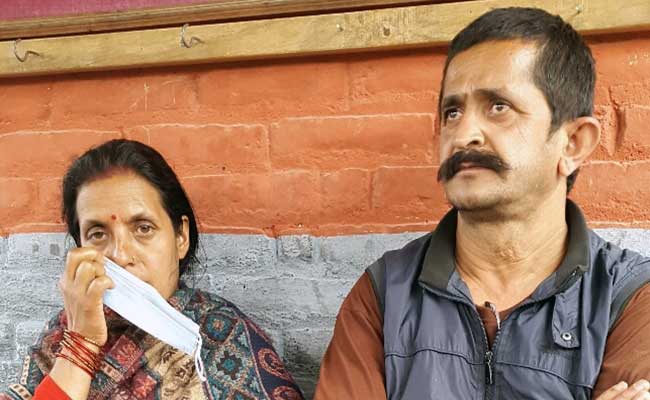 After Being Trapped Under Debris for 50 Hours, Woman Pulled Out Alive by Indian Rescuers In Earthquake-Hit Nepal