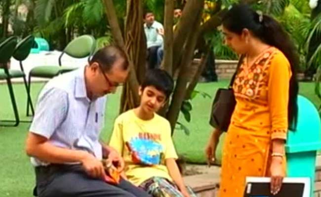 On Autism Awareness Day, Families Gather to Share Experiences