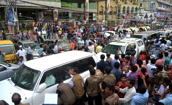 Bangladesh Ruling Party Declared Winner After Poll Boycott