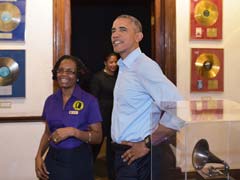 Barack Obama Lands in Jamaica in First US Presidential Visit Since 1982