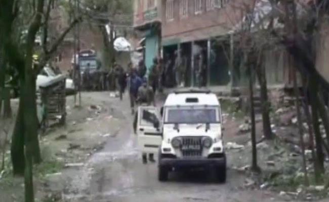 Police Officer Killed in Gunbattle Between Terrorists, Security Forces in Jammu and Kashmir's Baramulla