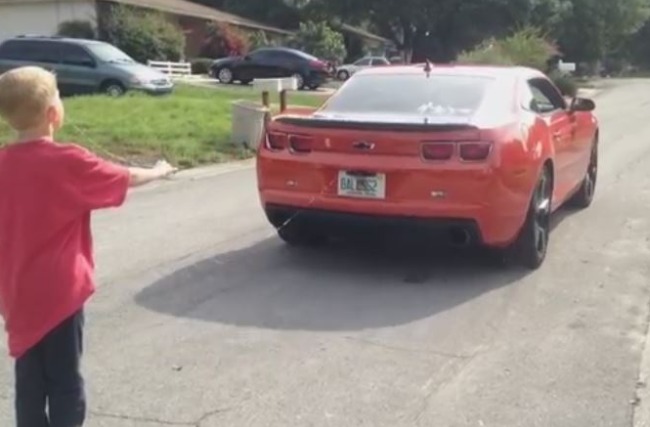 US Dad Ties Up Son to Car to Pull out Tooth, Racks Up Video Views