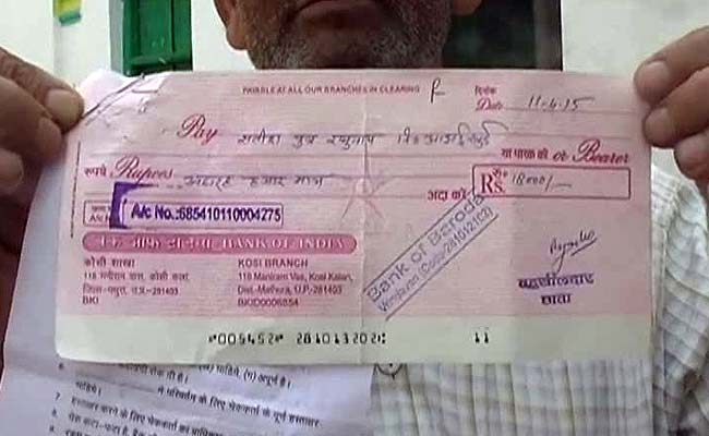 In Uttar Pradesh, a Farmer's Crop is Destroyed, Then His Compensation Cheque Bounces