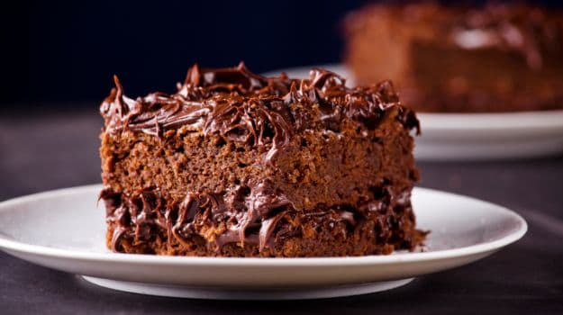 Valentines Week Special: 7 Chocolate Cake Recipes To Surprise Your Loved Ones