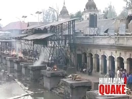 Amid Mass Cremations in Nepal, a Village Comes Out for 6 of a Family from Singapore Amid Mass Cremations in Nepal, a Village Comes Out for 6 of a Family from Singapore