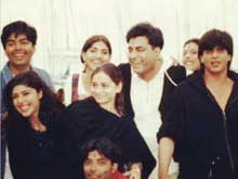 Shah Rukh, Kajol, Karan, Anaita and Uday: The <i>DDLJ</i> Gang in 20-Year-Old Photo