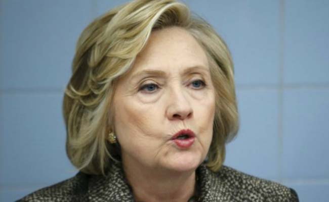 Hillary Clinton Surrenders Email Thumb Drives to FBI: Reports