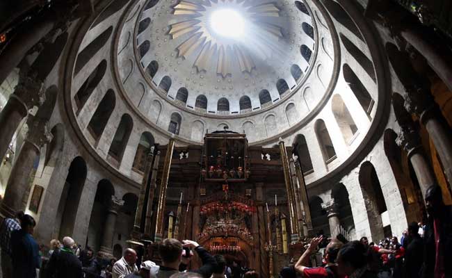 Christians Mark Good Friday in Jerusalem