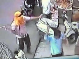 Caught on Camera: Armed Men on Bikes Vandalise Hotel in Ujjain, Fire in Air Caught on Camera: Armed Men on Bikes Vandalise Hotel in Ujjain, Fire in Air