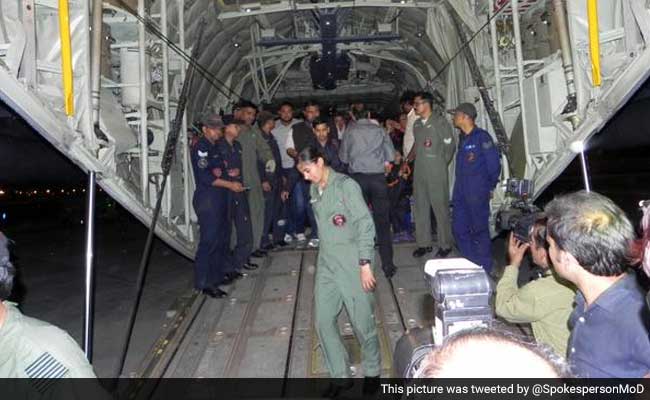 More Than 150 Indians Rescued From Earthquake-Hit Nepal Arrive in Delhi: 10 Developments