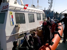 Italy Begins Recovery of 800 Migrant Bodies From Mediterranean Shipwreck Italy Begins Recovery of 800 Migrant Bodies From Mediterranean Shipwreck