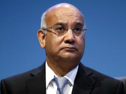 Actor Abhishek Bachchan Supports UK Member of Parliament Keith Vaz's Poll Campaign Actor Abhishek Bachchan Supports UK Member of Parliament Keith Vaz's Poll Campaign