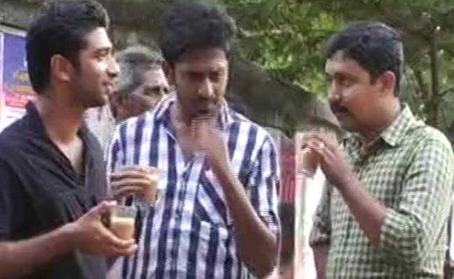 Ahead of Local Body Polls, Chai pe Charcha in Kerala is All About Politics