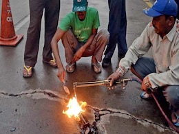 Nepal Earthquake: After Fresh Tremors, PM Narendra Modi Meets Officials Nepal Earthquake: After Fresh Tremors, PM Narendra Modi Meets Officials