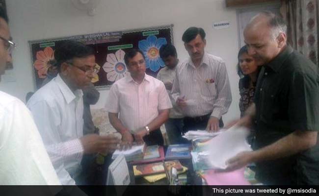 Manish Sisodia Finds Forged Bills in Raid at Delhi School, Suspends Principal
