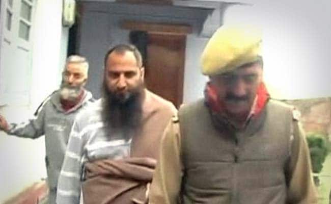 Jammu and Kashmir Government Opposes Separatist Masrat Alam's Shift to The Valley