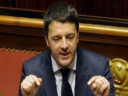 Italy President Tells Matteo Renzi To Delay Resignation Until Budget Approved Italy President Tells Matteo Renzi To Delay Resignation Until Budget Approved