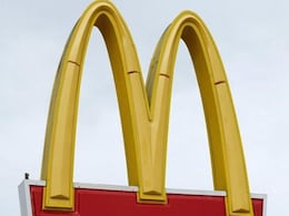 US Woman Jailed After McDonald's Shooting Over Bacon-Less Burger US Woman Jailed After McDonald's Shooting Over Bacon-Less Burger
