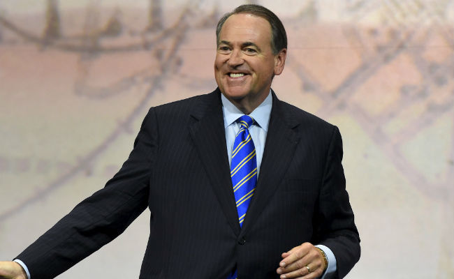 Barack Obama Marching Israelis to 'Door of Oven,' Says Mike Huckabee