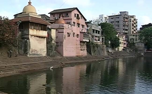 Mumbai Teenager Dives Into Water Tank to Save 10-Year-Old Girl from Drowning