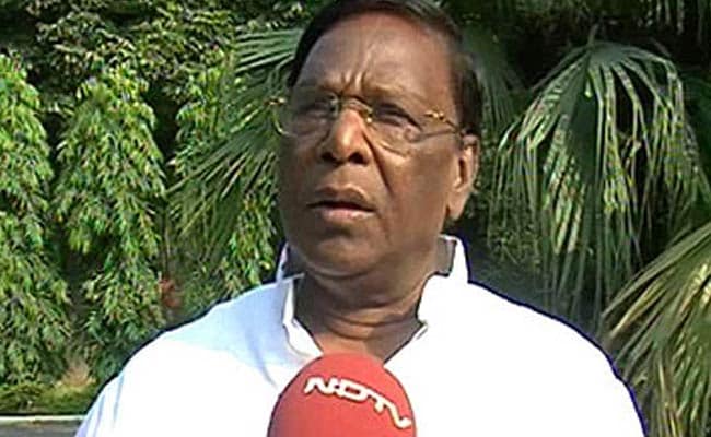 Puducherry Chief Minister V Narayanasamy's Dharna At Raj Nivas Enters 5th Day