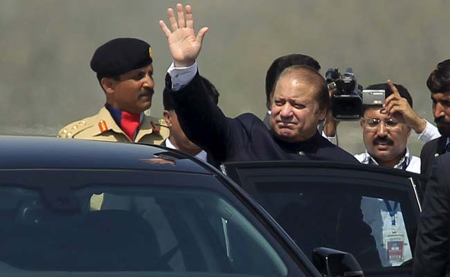 Pakistan PM Says 'No Hurry' to Decide on Joining Yemen Coalition