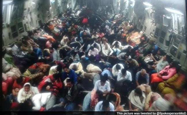 Government Rushes 13 Aircraft to Earthquake-Hit Nepal; Over 1300 Indians Rescued So Far