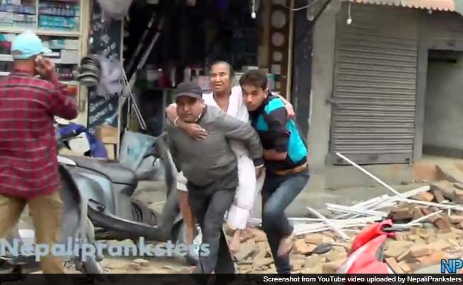 'Pranksters' Record First 18 Minutes of Deadly Nepal Earthquake