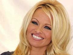 Actor Pamela Anderson Asks Kerala Chief Minister Not to Use Elephants for Kerala Festival