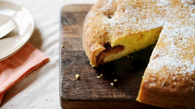 Season's Eatings: Plum Cake
