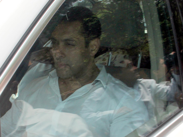 Hit-And-Run Case: No Evidence to Show Salman Khan Was Driving The Car, Says Defence