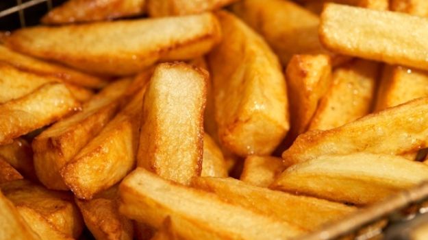 Health Experts Accuse UK Government for Derailing Salt Reduction Programme