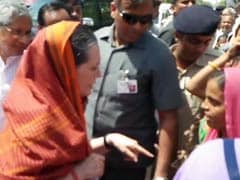 Sonia Gandhi visits Farmers in Madhya Pradesh. 'Where was She Last Year?' Asks BJP