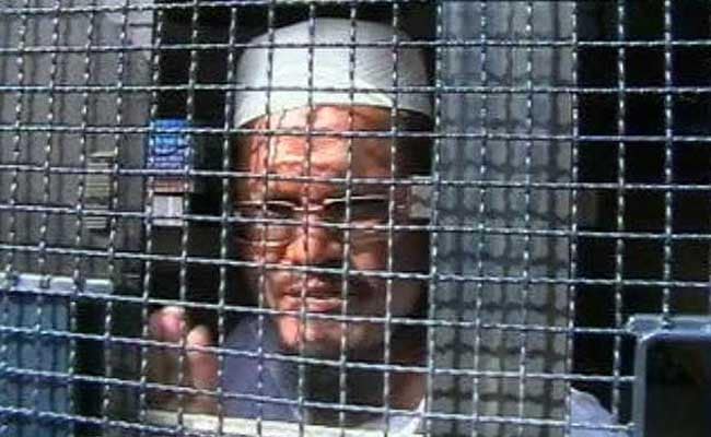 2007 UP Serial Blast Accused Tariq Kazmi Found Guilty, Sentenced to Life Imprisonment