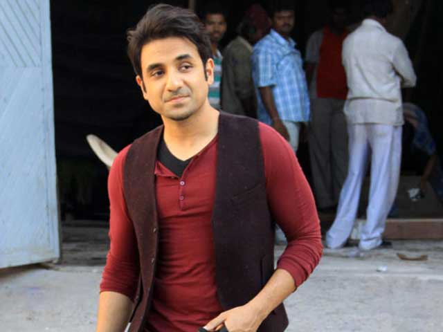 Vir Das Writes Open Letter After Cops Show up At Delhi Gig