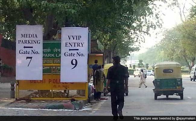 'In 50 Days AAP Has Become a Party of VIPs', Tweets Congress' Ajay Maken
