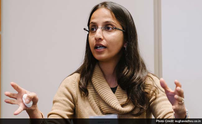 2 Indians Named 2015 Yale World Fellows in US