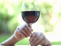 Better-Educated Women Contributing to Rise in UK Alcohol Consumption: Study Better-Educated Women Contributing to Rise in UK Alcohol Consumption: Study